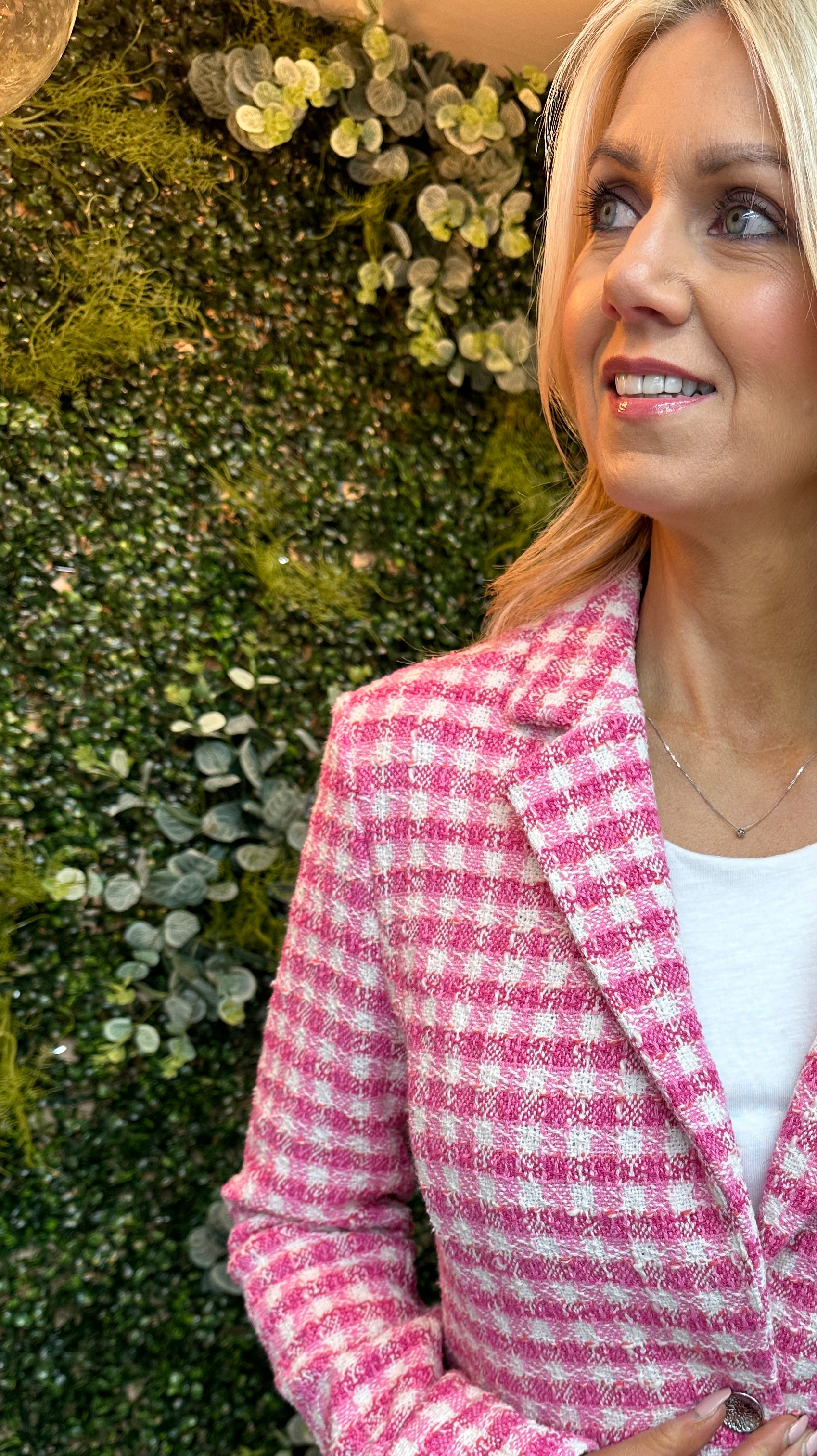 From Desk to Dance Floor: Elevating Women's Workwear for Day-to-Night Chic