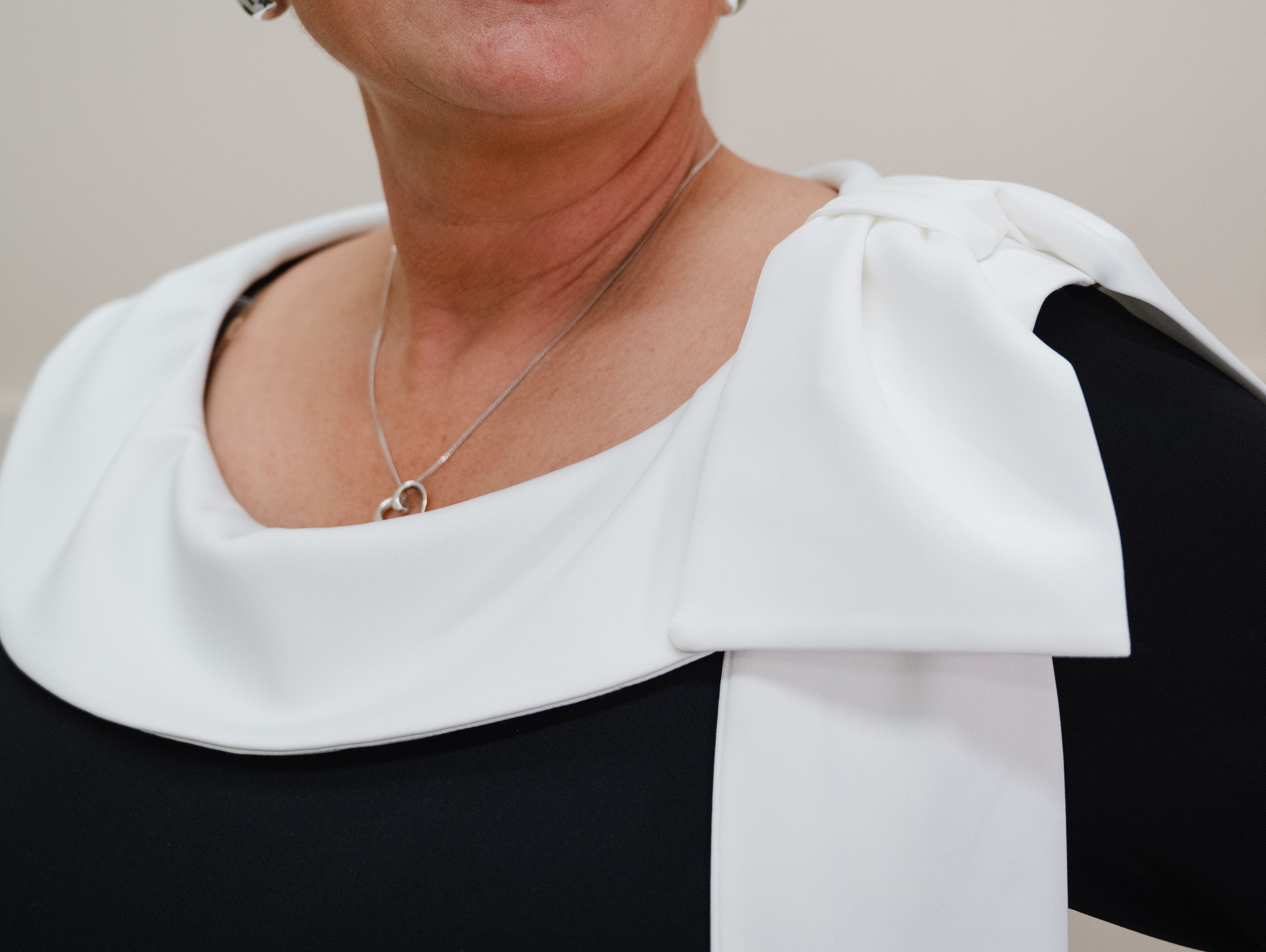 How to Choose the Best Mother of the Bride Outfits for Over 60s