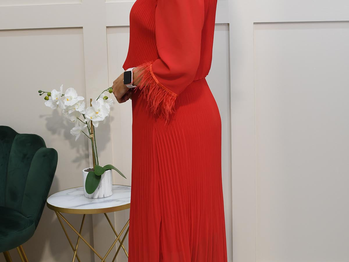 Kyla Clothing: Elevating Fashion with Timeless Elegance and Versatility