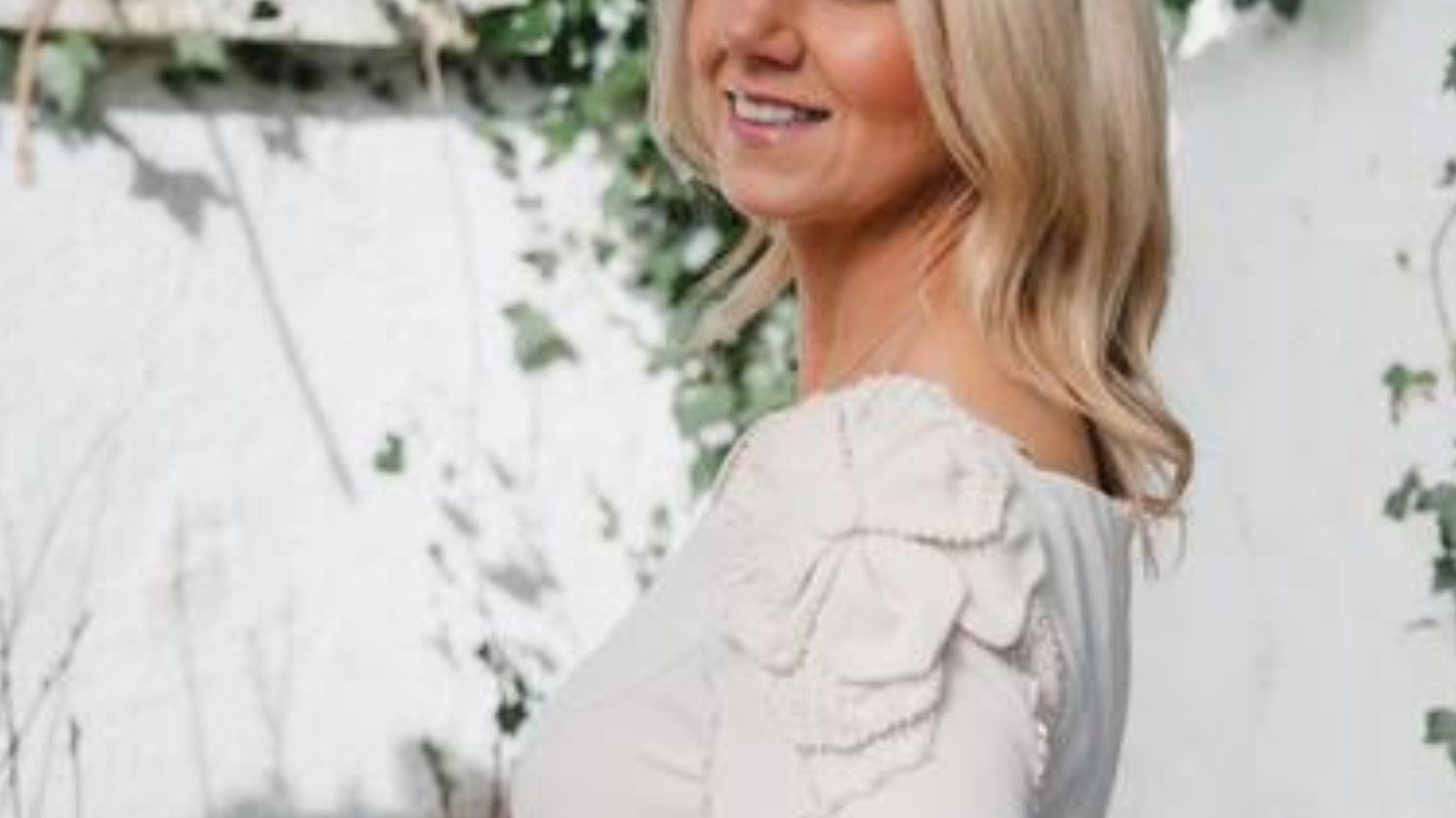 10 Elegant Mother of the Bride Dresses You'll Love!