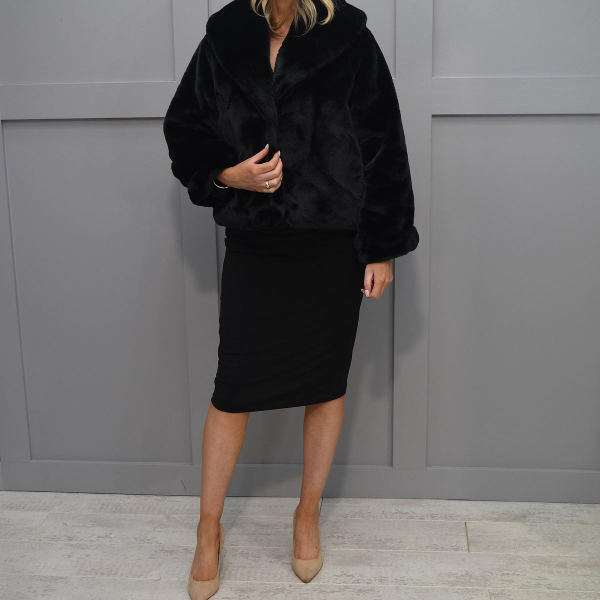 Kate Cooper Schwarze Kurze Pelzjacke Damen Jacken Mäntel UK