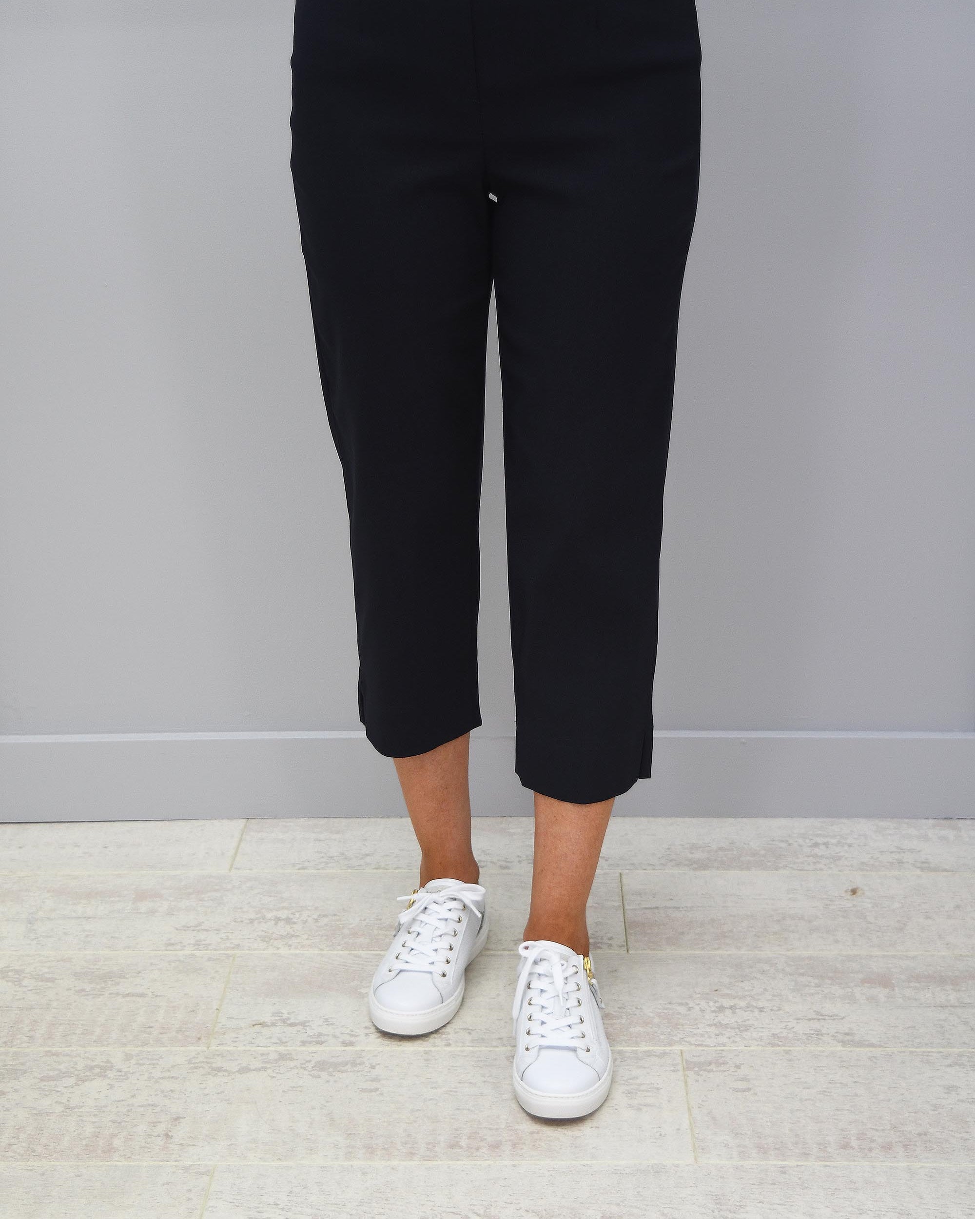 Robell Marie Navy Cropped Trousers - 51576 5499 69