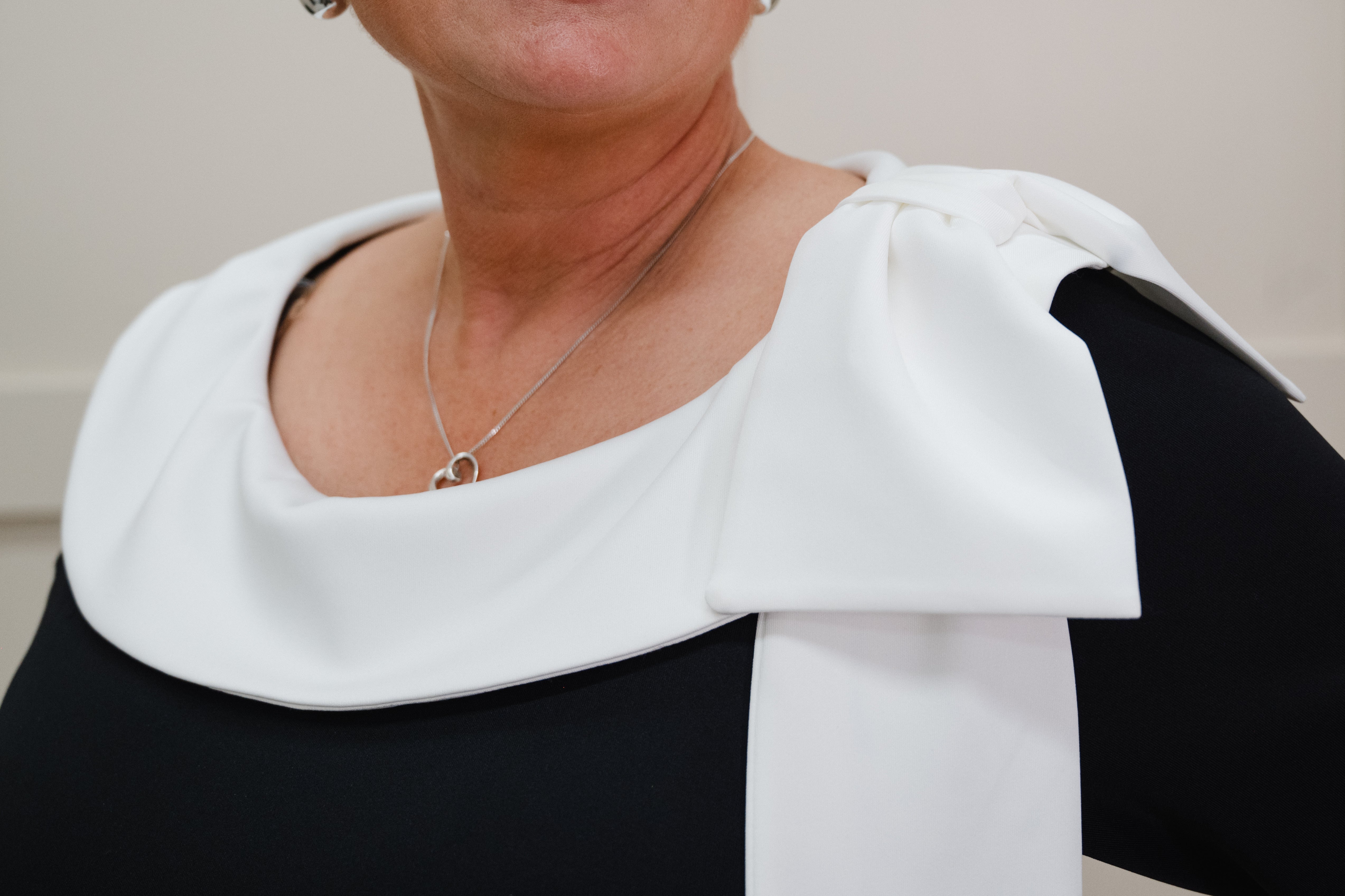 How to Choose the Best Mother of the Bride Outfits for Over 60s