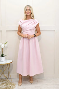 Stunning Wedding Guest Dresses