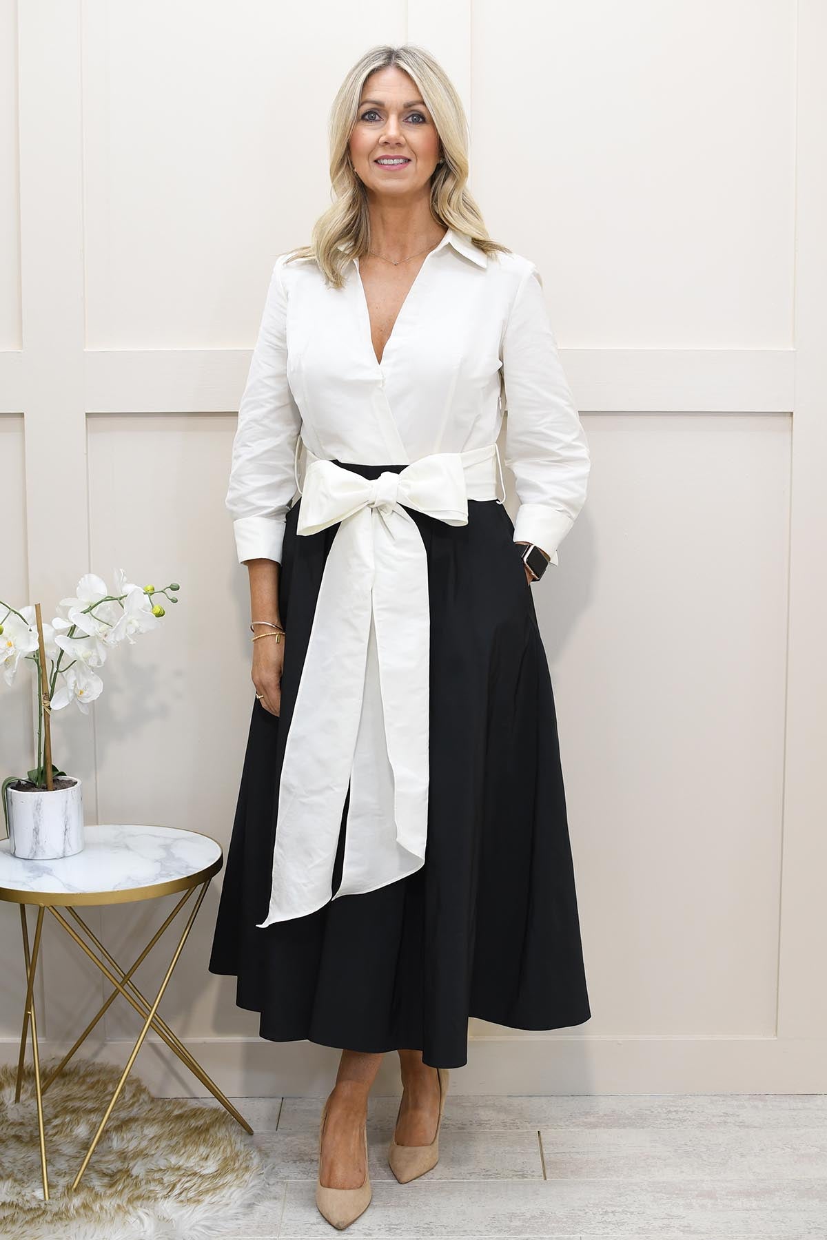 Carla Ruiz Black & Cream Shirt Dress with Tie Bow