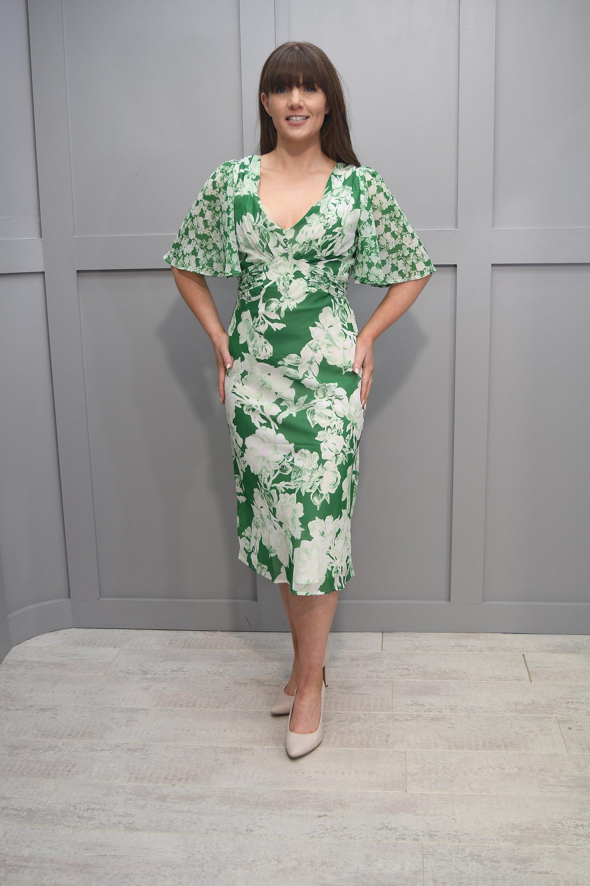 hope and ivy green dress & Contrast Print Flutter Sleeve V-Neck Midi – Style Boutique NI futuristic dress