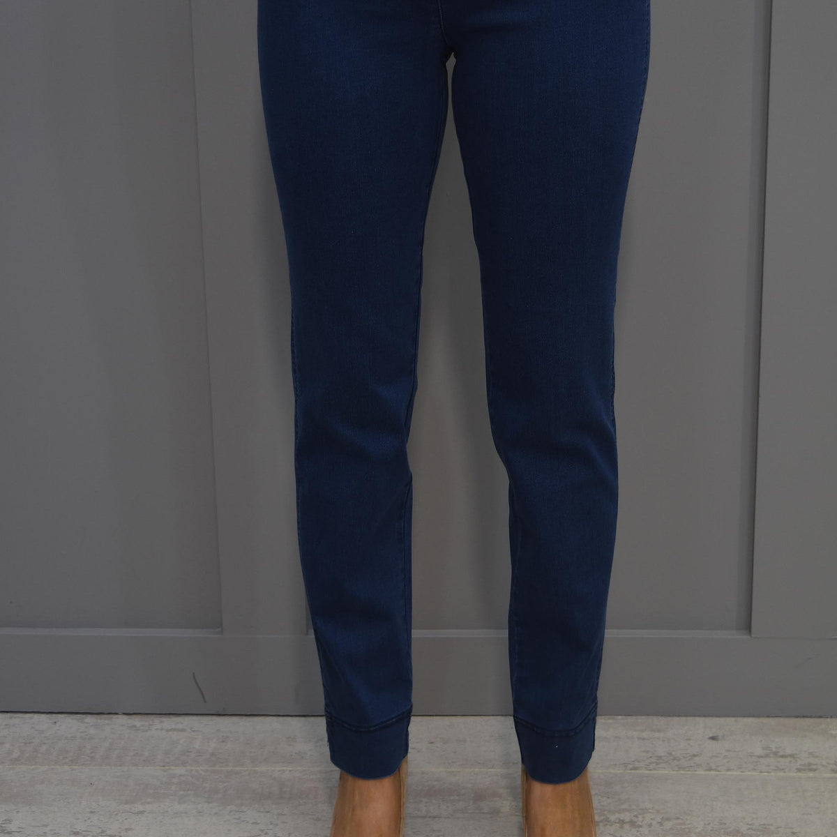Robell Marie Slim Fit Short Length Jeans Denim Blue 51639-5448-64S 29